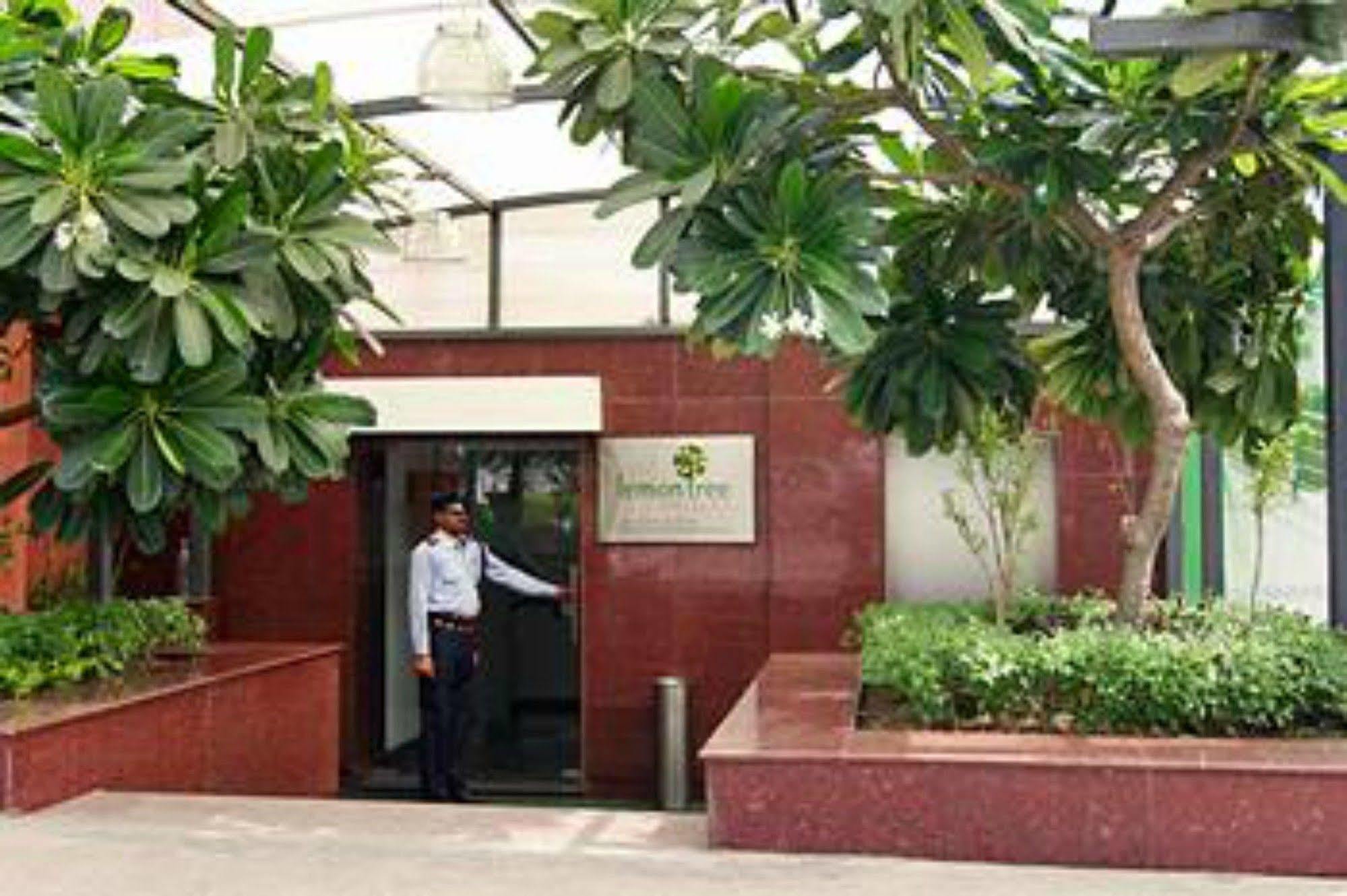 Lemon Tree Hotel, East Delhi Mall, Kaushambi Ghaziabad Exterior foto